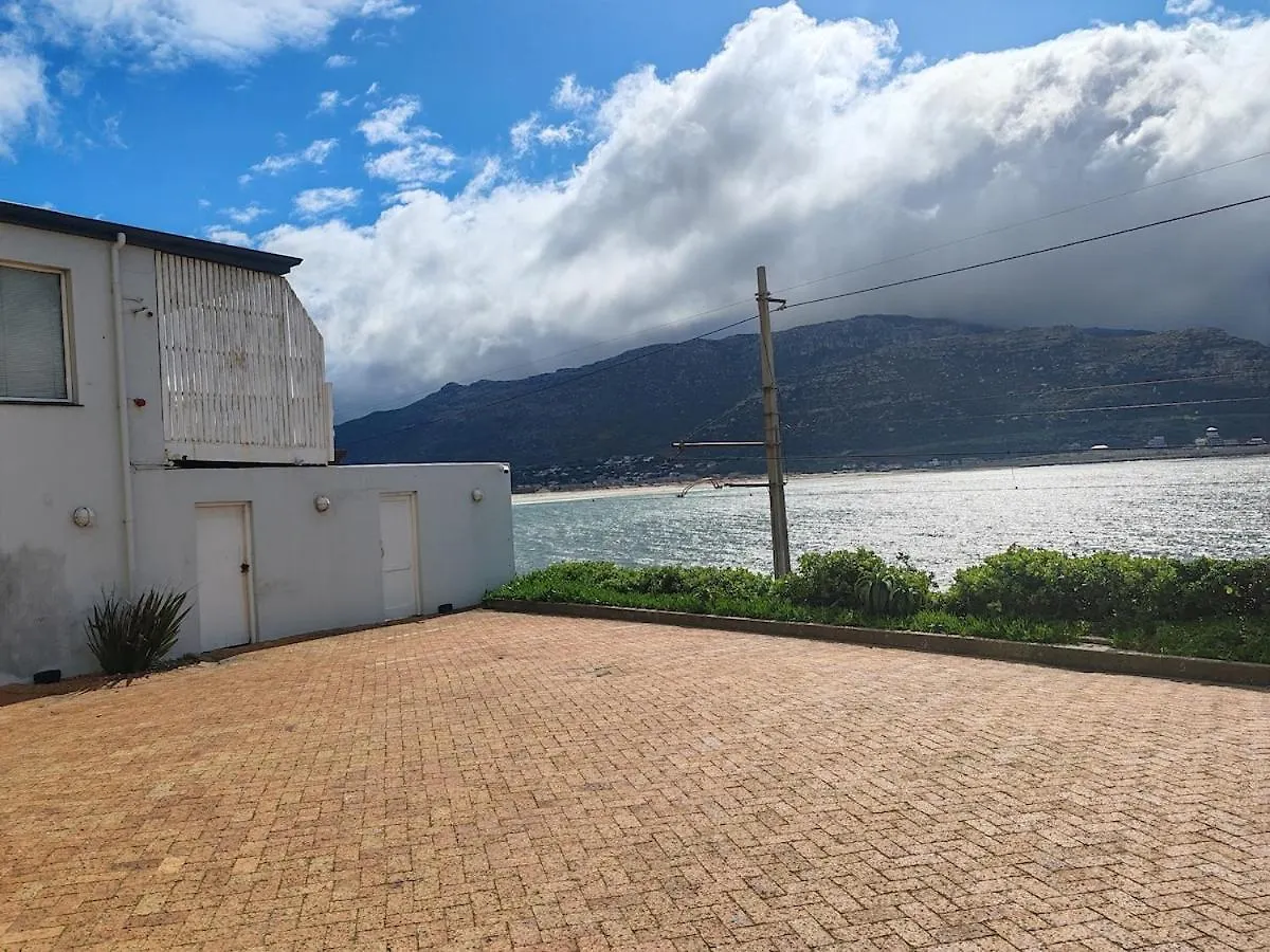 Sunny Cove Stays Fish Hoek 0*,  South Africa